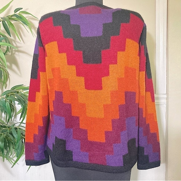 Peruvian Alpaca Zip up Cardigan, geometric rainbow pattern, size Small - Picture 12 of 14